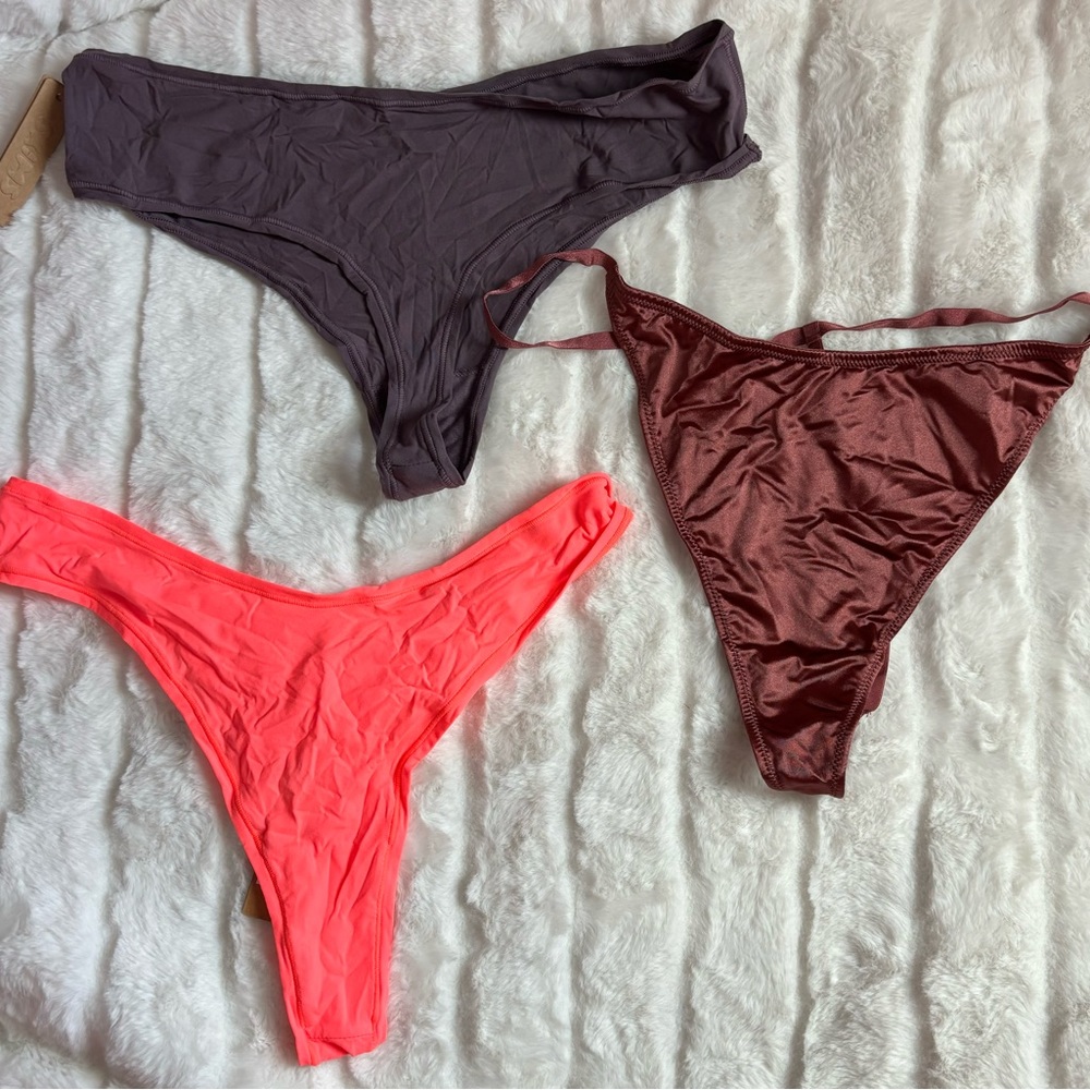 SKIMS 3x Panties Bundle 3/$28